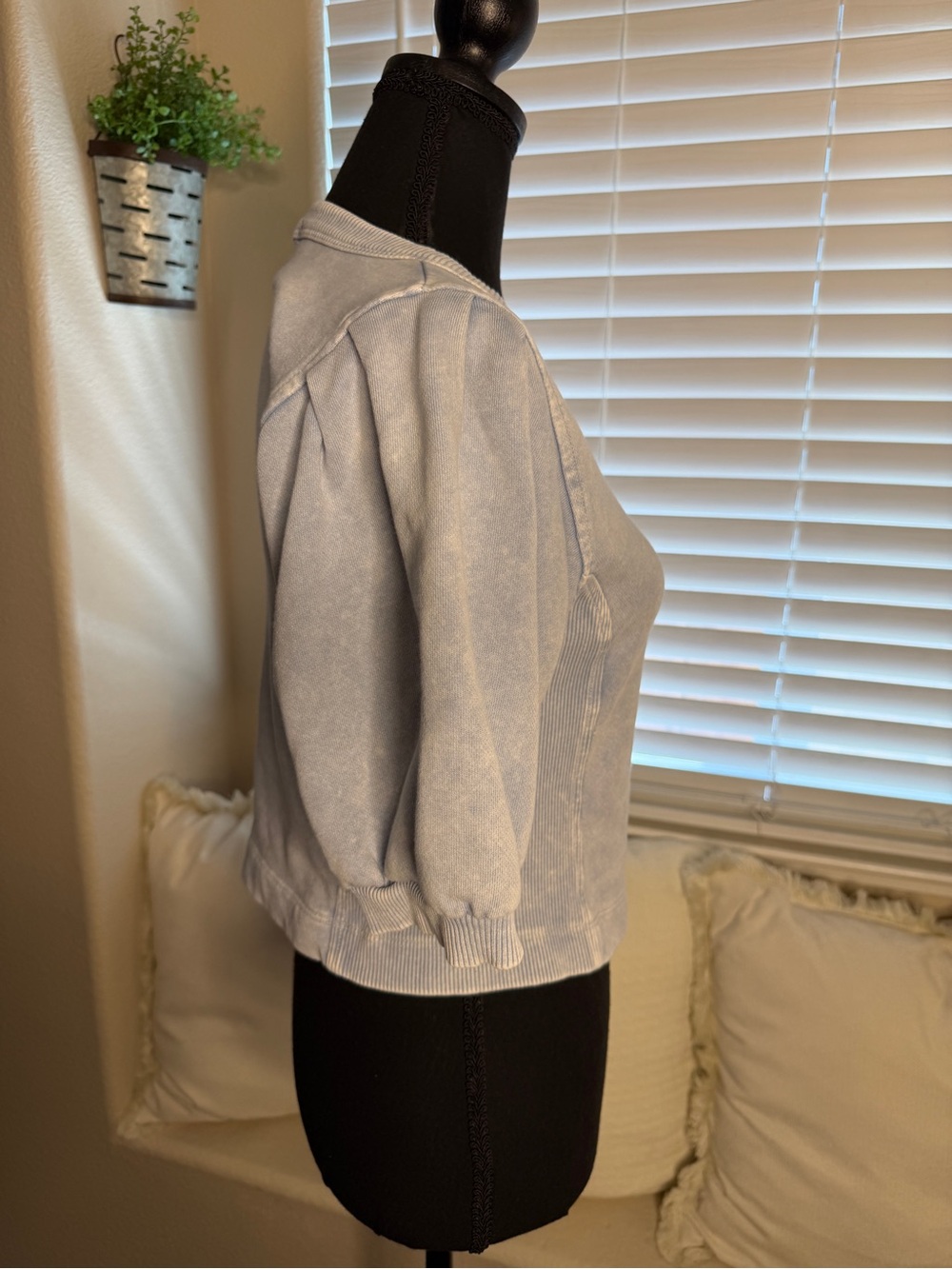 Aerie Seams Right Washed Blue Cropped Puff-Sleeve Sweatshirt Top - Picture 6 of 8